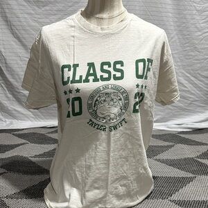 Taylor Swift Cream Graphic Tee